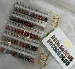 【先着20名様限定】マグネットジェル(オフ代込み/パーツ等追加される場合は別途料金)