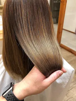 【ブリーチ毛もできる】似合わせカット+優しい酸性ストレート¥14500