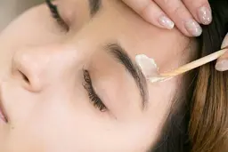 アイブロウデザイン&WAX&ティント仕上げ