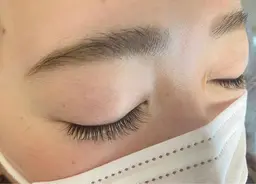 LEDメニュー☆フラットラッシュ120本オフ付き♪軽くて自然で持ちが良い！120本でメイクアップ仕様♪