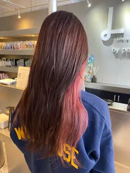 イヤリングカラー（耳上のみのインナーカラー）