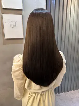 【艶髪ケア】大人レイヤーカット＋premium髪質改善トリートメント