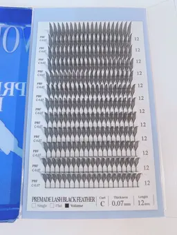 羽エクステ🪶✨束感ワンホンマツエク🇰🇷羽エクステのみで仕上げる時短コース💗両目30束までのお仕上がり✨