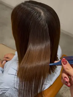 髪質改善ストレート(ロング料金➕1100円)