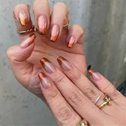【フレンチネイル】💅ベースカラー込み。ラメ可。ドライケア込み。ラメライン追加¥500​〜​