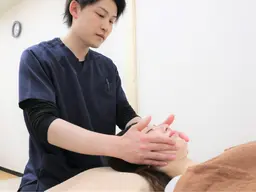 【小顔になりたい方必見】小顔矯正 左右バランスを整え美しい骨格に!ブライダルにもおすすめ〈30分〉