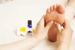 7☆【贅沢休日！☘️🌈黄金の美脚温活】全身アロマリンパ+ハイパーナイフ美脚&足裏90分7,880円