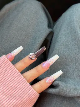 【オフなし】スカルプ グラデーション/フレンチネイル