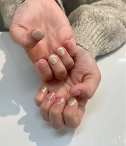 ラメ(ラメグラも可)