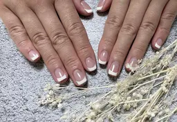 オフ込みフレンチネイル(カラー10色可)