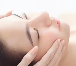 🈵満席になりました5月限定シワ、毛穴でお悩みの方限定💓フェイシャルエステモニターさん募集💆‍♀️ 先着2名さま