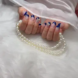 ハンドネイルオーダーアート2本🍒❣️❣️