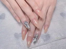 🧚‍♀️チップ長さだしワンカラー／ラメグラ+2個大きいパーツ