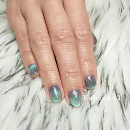 厳選48色から選ぶハンドマグネットジェル