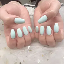 ジェルオフ無料💝ワンカラー&ラメグラデーション(長さだしオフ追加1100円)