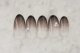 【オフなし】無料ネイルモデル様【デザイン指定】