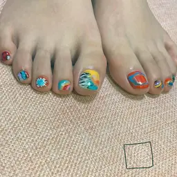フット(初回オフ無料) ニュアンスネイル　アート放題