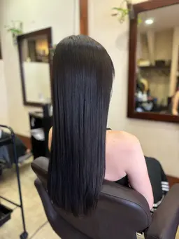 ロングのメンテナンスカット（シャンプー•ブローなし）