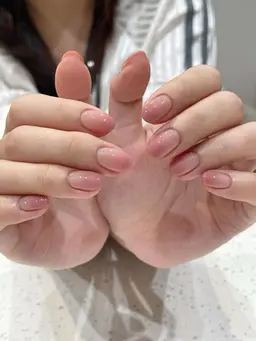 カラーグラデーション／ラメグラデーション／チークオプ。パラジェル使う