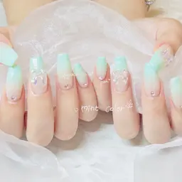 ベテラン担当💅🉐ハンドチップ長さ出し10本+ワンカラー+パラジェル5980円♪お写真モデル様👣オフ有+550円✨