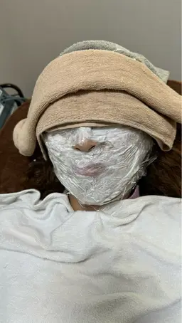 【高コスパ】デコルテ+フェイシャルマッサージ▶︎スチームタオル▶︎毛穴吸引▶︎リンパ促進▶︎トリートメントパック