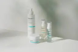 👑CHRISTINA(クリスティーナ)《  アンストレス  》👑SNSで話題！本気の肌管理ピーリング