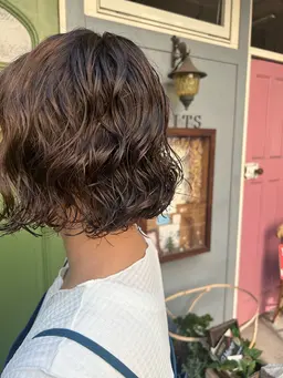 イメチェンしたい方に🧤【平日/日曜限定クーポン🪁】トレンド✨ニュアンスパーマ+トリートメント