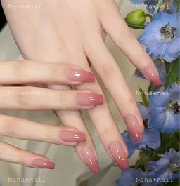 初回オフ無料❣️自爪ハンド／カラーグラデーション300円パーツ2個