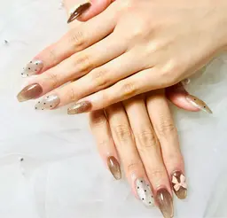 【1/21.23.26.27.28限定❕】早割りバレンタインネイル︎💕︎︎ 次回予約で特典付き❣️