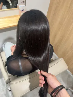 【前回来店から1ヶ月以内の方限定】 🫧高濃度ウルトワ【ULTOWA】水素トリートメント＋（前髪カット無料）🫧