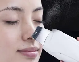 【毛穴ごっそり、引き締めまで】毛穴ピーリング（鼻、ひたい、口の下）（30分）