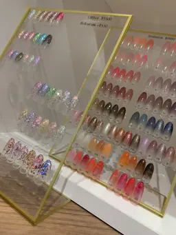 100色以上から選べるラメグラデーション🌈💅