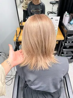 💫ブリーチ＆カラー&カット💫リタッチも可能　カットなし¥1000オフ