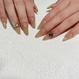 🉐スカルプワンカラー💅 2色まで選べるパーツ2個付き(＊ソフトジェル無料・ケア込み)