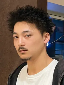 カット+スパイキーツイストパーマ