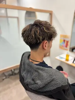 ［メンズ限定］カット+ハイライト