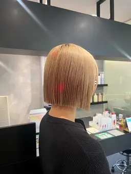 【☀️平日限定☀️】ボブカット✂️+カラー🎨+オリジナルトリートメント🫧