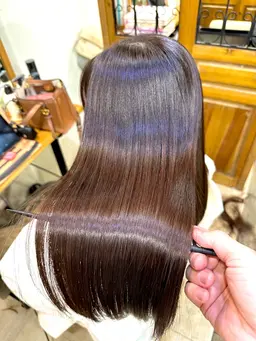 艶と質感UP◎髪質改善カラー＋メンテナンスカット