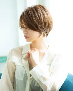 🌈大人気メニュー🌈ハイライト(ブリーチ)&全体カラー&保湿トリートメント🌟外国人風カラー☺️カットも追加可能✂︎