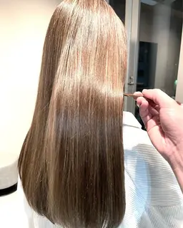✂️🌈✨【1月限定】髪質改善ハイライトカラー+トリートメント(白髪ぼかし外国人風コントラストハイライト)