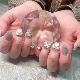 ⭐モデル限定3名⭐オフ込み☆ジェルネイル★フレンチネイル 55％OFF