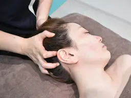 【新規】超睡眠!ヘブンリ-極ヘッドスパ/目パッチリ/むくみ,首肩コリ/リフトUP60分