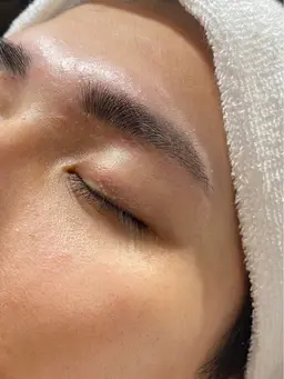 (営業時間外限定)練習モデルアイブロウ 9:30