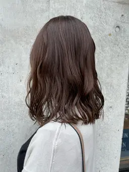 VillaLodoraカラー＋薬剤の分解処理🌿‬