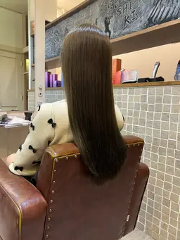 【モデル大募集中につき大幅割引】【お支払い現金のみ】ヘアカラー・シャンプー・トリートメント