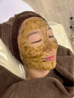 【毛穴・肌荒れ・ニキビも全て肌質改善✨ 】剥離なしハーブピーリング🌿首肩&頭皮ケア付き♪ (フェイシャル)