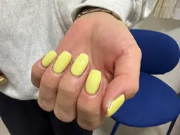 新入学生おめでとう🎉ミニモ学割㊗️ご新規様【オフ無し】ショートワンカラーorラメグラデーション（色混ぜ無料）