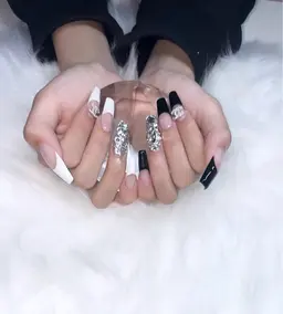 持ち込みデザイン(長さだし１０本込み、オフ込み)💟