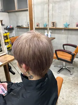 骨格似合わせカット＋Wカラー＋TOKIOトリートメント☘️