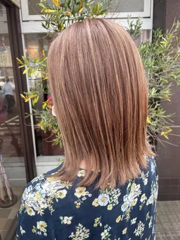 カット白髪ぼかしハイライト◎